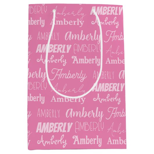 Gepersonaliseerde Roze Meisjes Naam Collage Leuke  Medium Cadeauzakje (Voorkant)