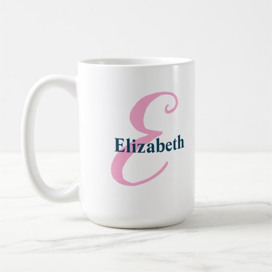 Gepersonaliseerde roze monogram letter E Aangepast Koffiemok (Links)