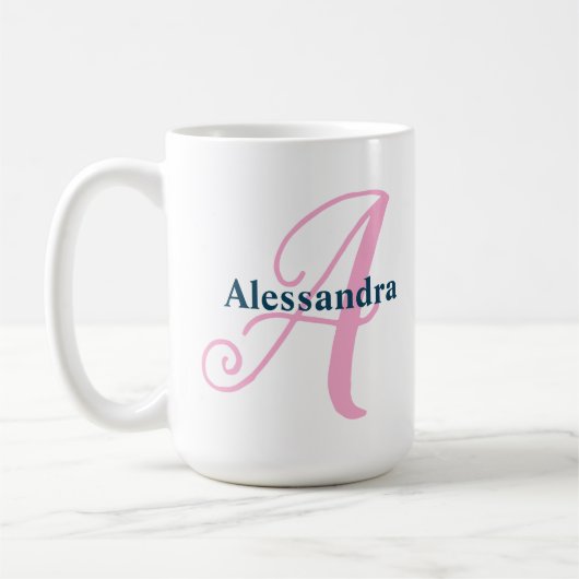 Gepersonaliseerde Roze Monogram Letter Een aangepa Koffiemok (Links)