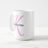 Gepersonaliseerde roze monogram letter K Aangepast Koffiemok (Voorkant links)