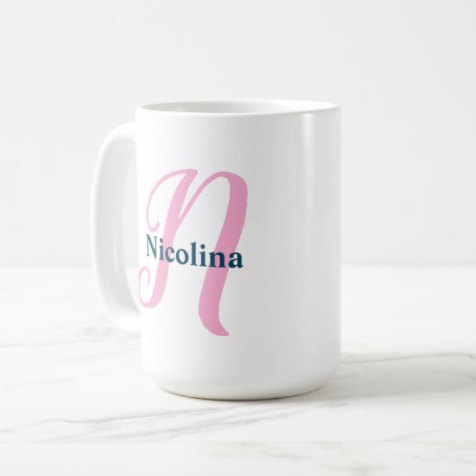 Gepersonaliseerde roze monogram letter N Aangepast Koffiemok (Voorkant links)
