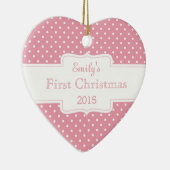 Gepersonaliseerde roze pokadot keramisch ornament (Rechts)