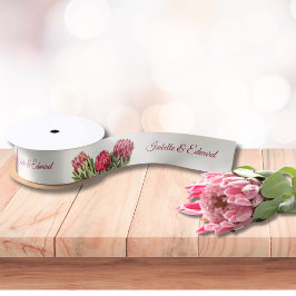 Gepersonaliseerde roze protea Floral Wedding Favor Satijnen Lint