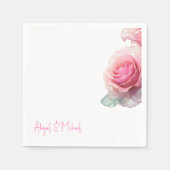 Gepersonaliseerde Roze Roos Bloemen Trouwcocktail Servet (Voorkant)