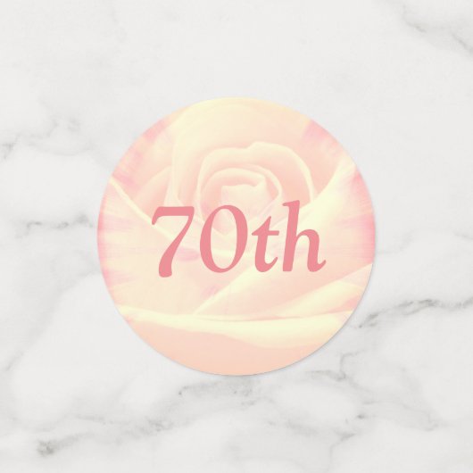 Gepersonaliseerde roze rozen 70e verjaardag confetti (Kleine voorkant)