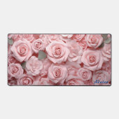 Gepersonaliseerde Roze Rozen Bloemen Desk Mat (Voorkant)