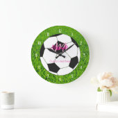 Gepersonaliseerde roze voetbal meisje grote klok (Huis)