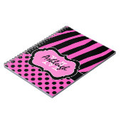 Gepersonaliseerde roze zwarte witte striped pooldo notitieboek (Linkerzijde)