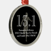 Gepersonaliseerde Runner 13.1 de Helderheid Van ee Metalen Ornament (Rechts)