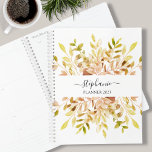 Gepersonaliseerde rustieke Waterverf Planner<br><div class="desc">Deze rustieke botanische planner is versierd met waterverf gebladerte in herfsttinten. Gemakkelijk aan te passen met het jaar, jouw naam of monogram. Gebruik het ontwerpgereedschap om de tekstgrootte, -stijl of -kleur te wijzigen. Als we creëer ons kunstwerk zullen je dit exacte afbeelding van andere ontwerpers niet vinden. Originele Waterverf ©...</div>