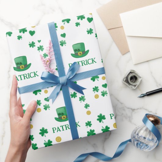 Gepersonaliseerde Saint Patricks Leprechaun Clover Cadeaupapier (Geschenken)