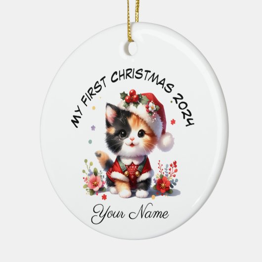 Gepersonaliseerde Santa Calico Kitten Eerste Kerst Keramisch Ornament (Links)