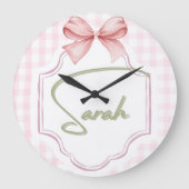 Gepersonaliseerde Sarah Baby Girl Nursery Bow & Gi Grote Klok (Voorkant)