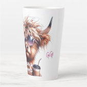 Gepersonaliseerde Sassy Highland Koe Latte Mok (Voorkant)