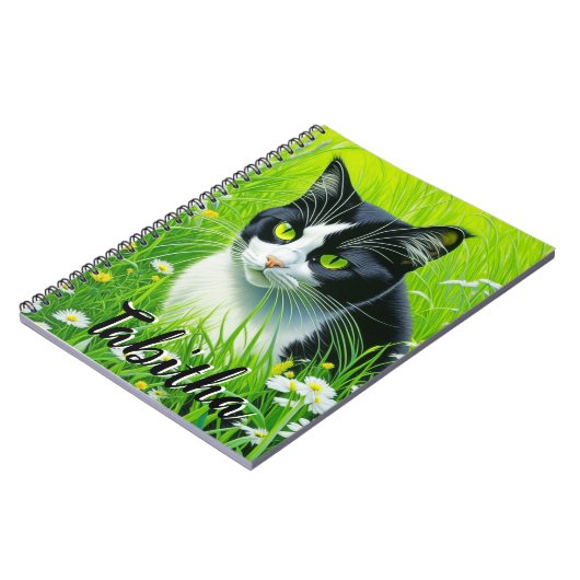 Gepersonaliseerde Schattige kat in een veld van Da Notitieboek (Linkerzijde)