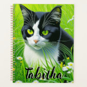 Gepersonaliseerde Schattige kat in een veld van Da Planner (Voorkant)