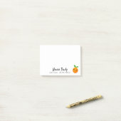 Gepersonaliseerde schattige oranje fruit cartoon d post-it® notes (Op bureau)