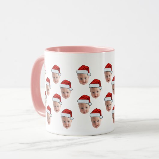 Gepersonaliseerde Schattigee Baby Face Santa Hat K Mok (Voorkant links)