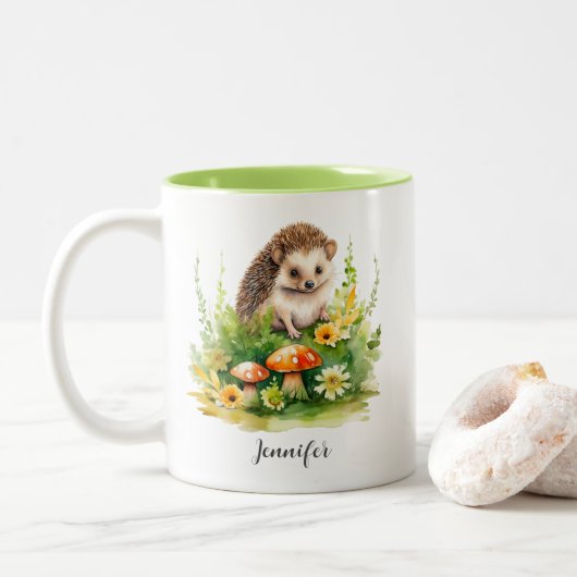 Gepersonaliseerde Schattigee egel Tweekleurige Koffiemok (Met donut)