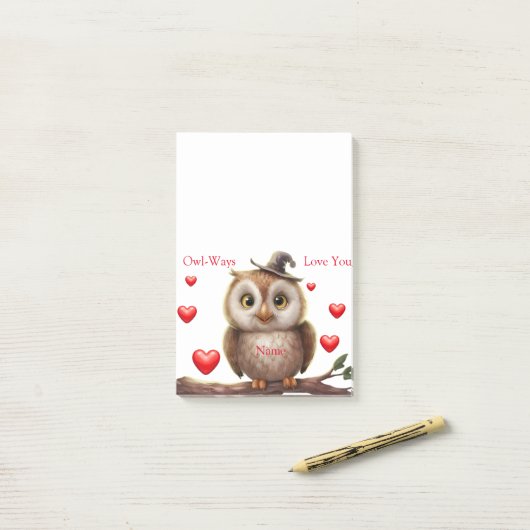 Gepersonaliseerde Schattigee kleine uil op de tak Post-it® Notes (Op bureau)