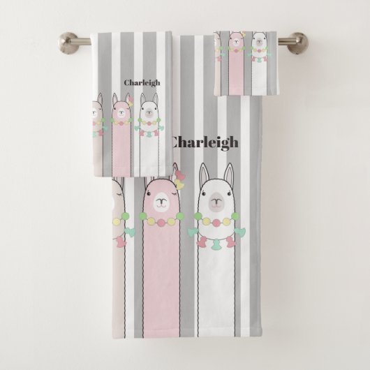 Gepersonaliseerde Schattigee Retro Kleurrijke Llam Bad Handdoek (Insitu)