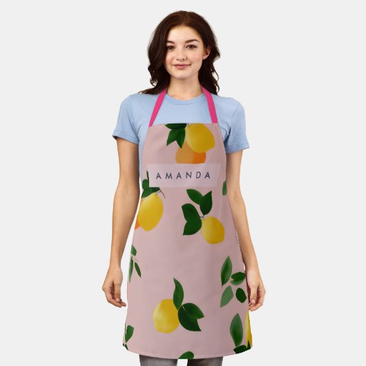 Gepersonaliseerde Schattigee Roze Citroenvruchten  Schort (Gedragen)