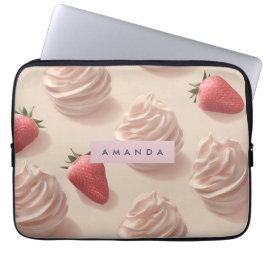 Gepersonaliseerde Schattigee Sweet Strawberry Crea Laptop Sleeve