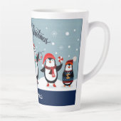 Gepersonaliseerde Schattigee vakantiepinguïns Latte Mok (Rechts)