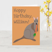 Gepersonaliseerde Schattigee wallaby die een worte Kaart (Gele Bloem)