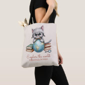 Gepersonaliseerde Schattigee "Wander Cat" Tote Bag (Dichtbij)