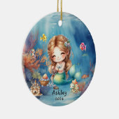 Gepersonaliseerde Schattigee Zeemeermin Oceaan Fot Keramisch Ornament (Rechts)