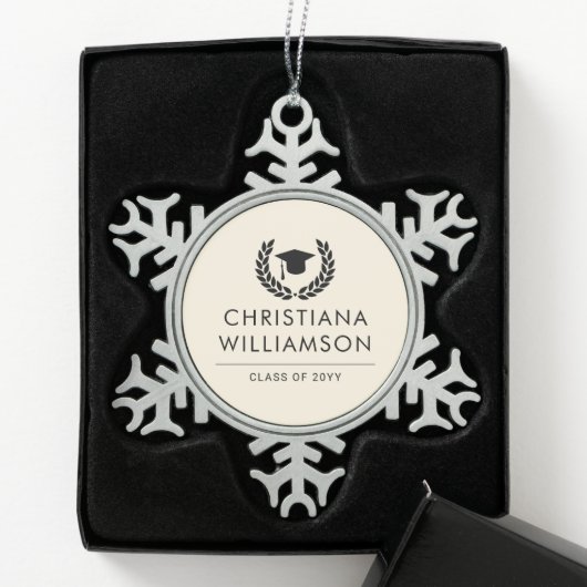 Gepersonaliseerde School en College Graduation Ele Tin Sneeuwvlok Ornament (Kistje)