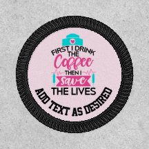 Gepersonaliseerde scrubs verpleegster Drink koffie