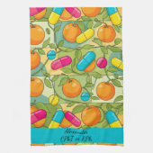 Gepersonaliseerde Sinaasappels Blauw Roze Pil Apot Theedoek (Verticaal)