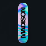 Gepersonaliseerde Skateboard Name Black Holographi<br><div class="desc">Pas dit kleurrijke Skateboard eenvoudig aan op het abstracte Holografische Rainbow Pastel Wave-ontwerp met een zwart en cool sans serif-lettertype op de Unicorn-esthetiek met een moderne en schattige aanraking van het sprookje. Voeg jouw naam toe,  kies doopvont,  verander grootte en positie,  voeg klusje,  foto's en vormen toe.</div>