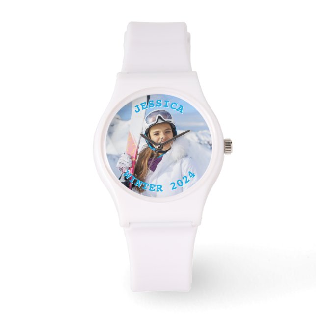 Gepersonaliseerde Sky Blue tekst Familiefoto Horloge (Voorkant)