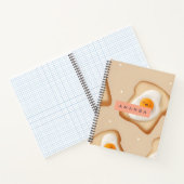 Gepersonaliseerde Smiley Toast en Egg Pattern Notitieboek (Binnen)