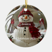 Gepersonaliseerde Snowman-kerstversiering Keramisch Ornament (Voorkant)