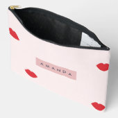 Gepersonaliseerde Speelse Rode Lippen op Wangenroo Etui (Open)