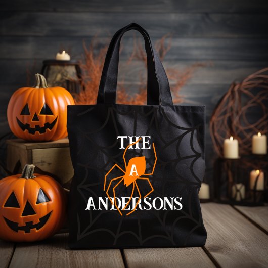 Gepersonaliseerde spinnenweb met familienaam tote bag