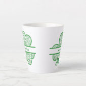Gepersonaliseerde St. Patrick's Day Green Shamrock Latte Mok (Voorkant)