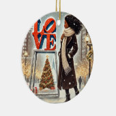 Gepersonaliseerde Stijlvolle Zwarte Vrouw bij LOVE Keramisch Ornament (Rechts)