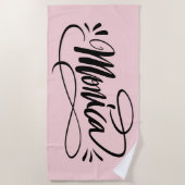 Gepersonaliseerde strandlaken cadeau met de naam M (Voorkant)