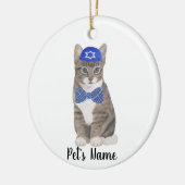 Gepersonaliseerde Tabby Cat (Grijs) Yarmulke & Bow Keramisch Ornament (Links)