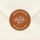 Gepersonaliseerde terracotta Wij danken u bruiloft Ronde Sticker