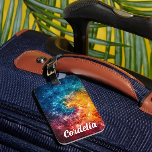 Gepersonaliseerde Tie Dye Bagagelabel met aangepas (Voorkant Insitu 1)