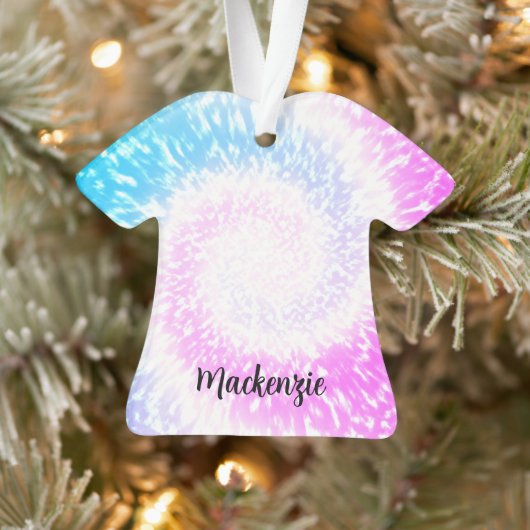 Gepersonaliseerde Tie Dye Hippy Swirl TShirt Kerst Ornament (Boom)