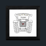 Gepersonaliseerde Tractor Land Bruiloft Beste Man Cadeaudoosje<br><div class="desc">Een tractor land boerderij bruiloft cadeau dat kan worden gepersonaliseerd. Als u de grootte of het lettertype wilt wijzigen,  klikt u op de knop Bewerken om verder aan te passen. De bunting in de tractor zit in een subtiele crème en wit.</div>