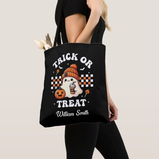 Gepersonaliseerde Trick or treat Ghost Halloween Tote Bag (Dichtbij)