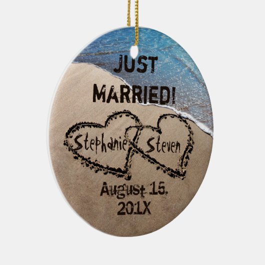 Gepersonaliseerde twee harten in het zand Ornament (Rechts)